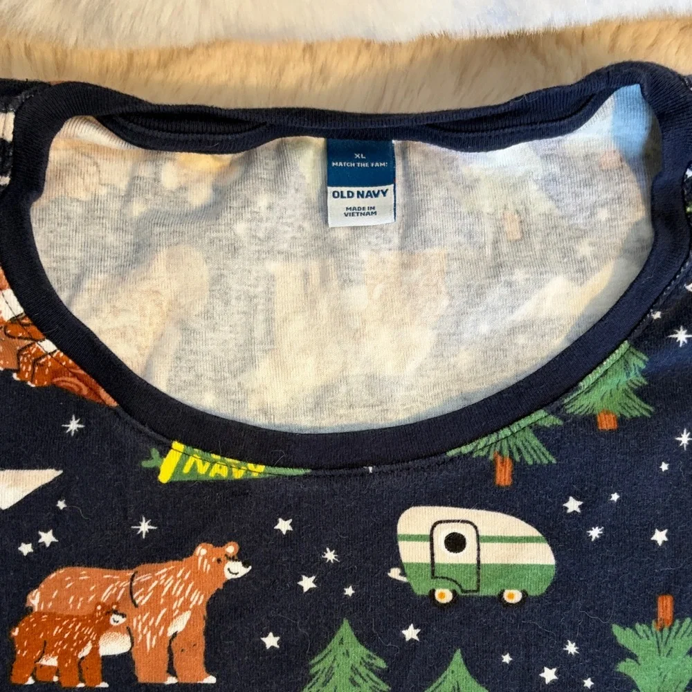 Women’s Old Navy Camping Bears Pajama Set - Picture 9 of 11